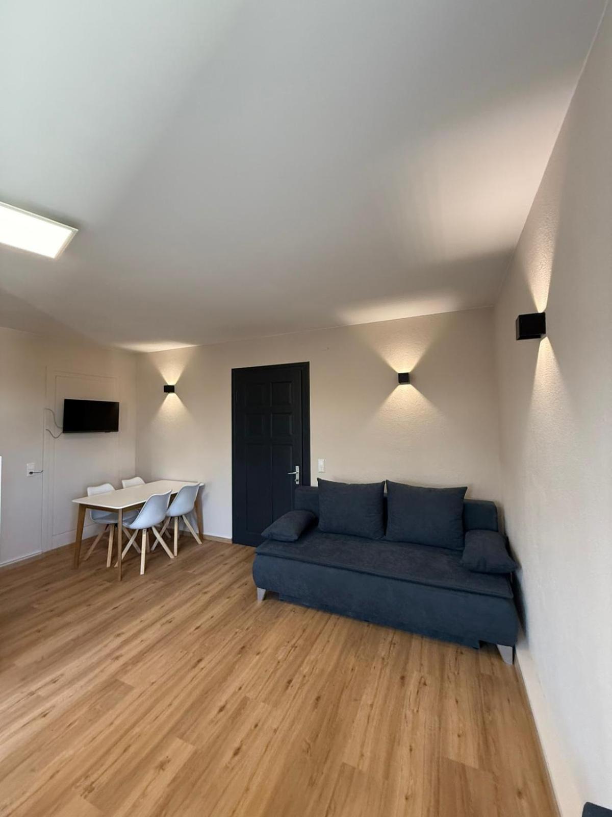 Crown Living Villa Blumenau Studios, Smarttv, Parkplatz Lustenau Zewnętrze zdjęcie