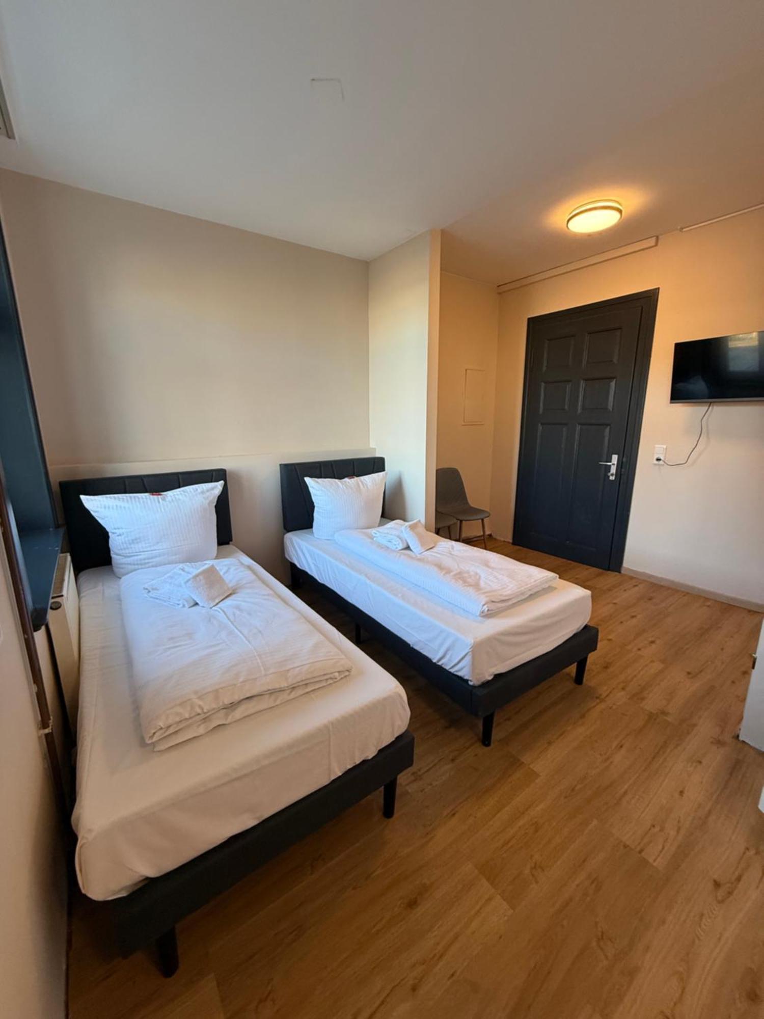 Crown Living Villa Blumenau Studios, Smarttv, Parkplatz Lustenau Zewnętrze zdjęcie