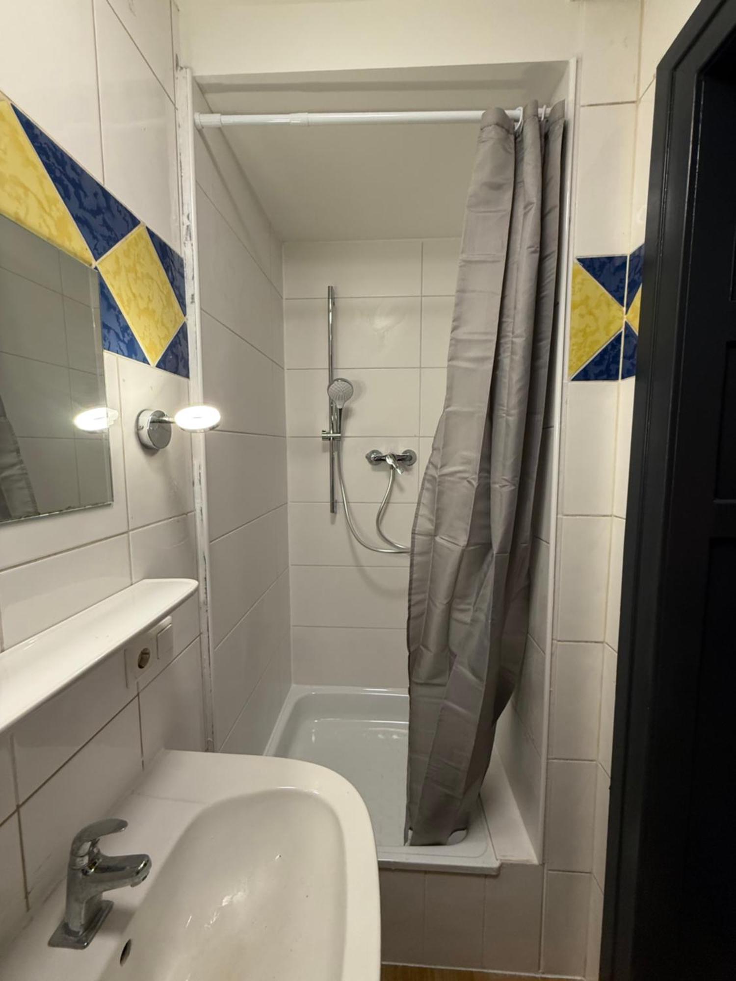 Crown Living Villa Blumenau Studios, Smarttv, Parkplatz Lustenau Zewnętrze zdjęcie