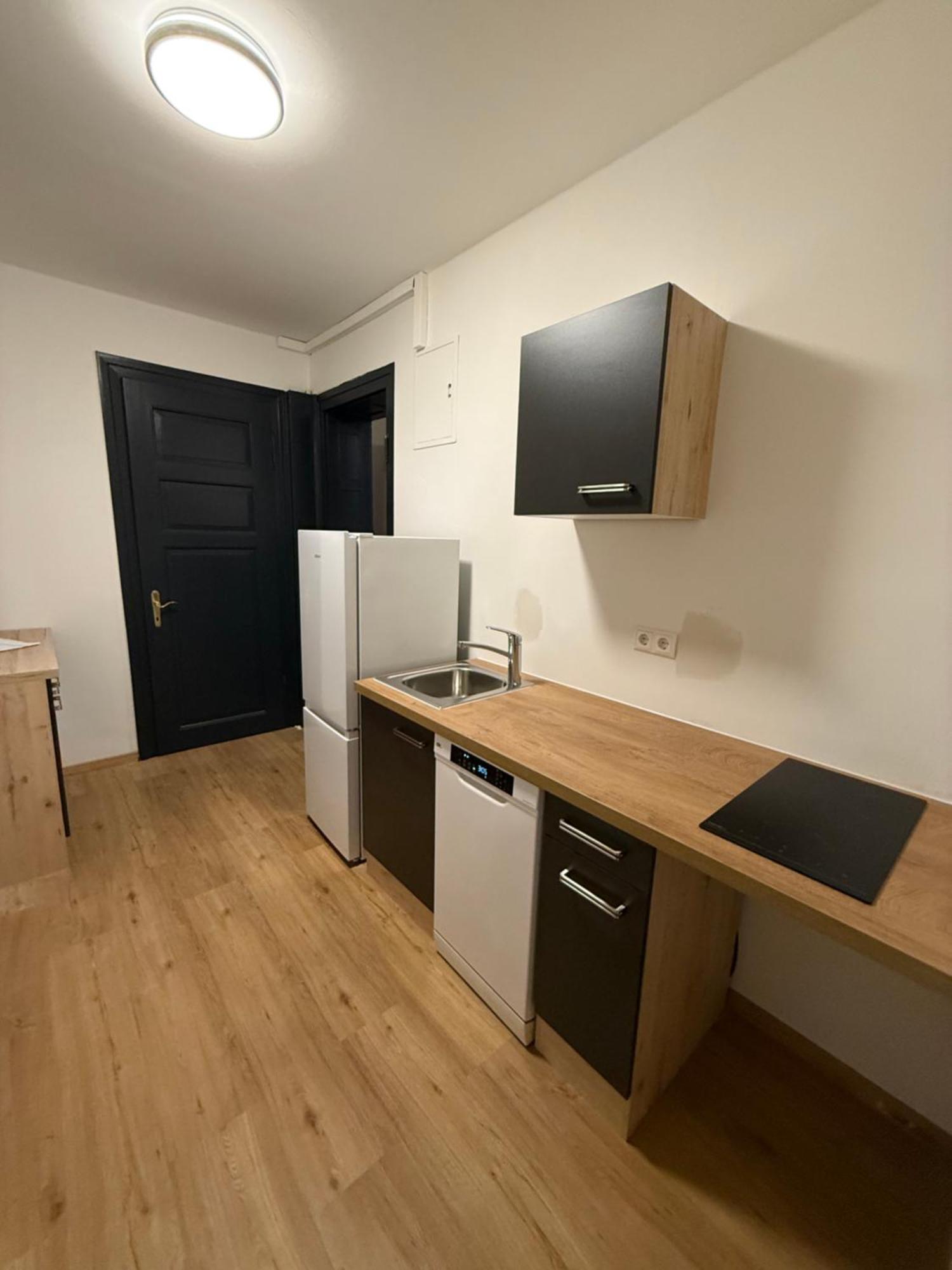 Crown Living Villa Blumenau Studios, Smarttv, Parkplatz Lustenau Zewnętrze zdjęcie
