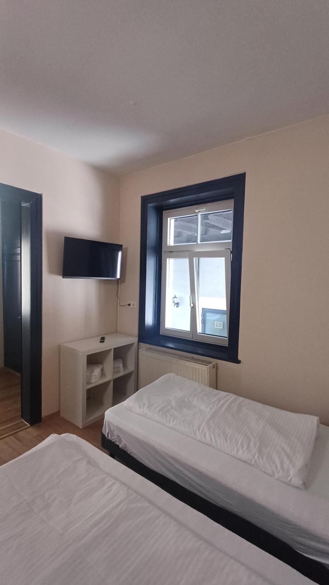 Crown Living Villa Blumenau Studios, Smarttv, Parkplatz Lustenau Pokój zdjęcie