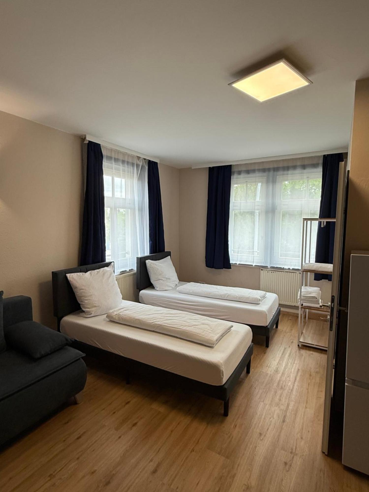 Crown Living Villa Blumenau Studios, Smarttv, Parkplatz Lustenau Zewnętrze zdjęcie